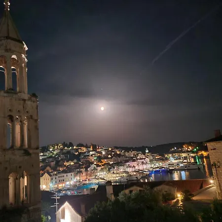 House La Vista Hvar Semesterbostad *