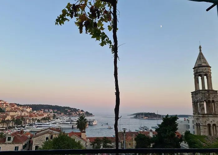 House La Vista Hvar Casa de Férias